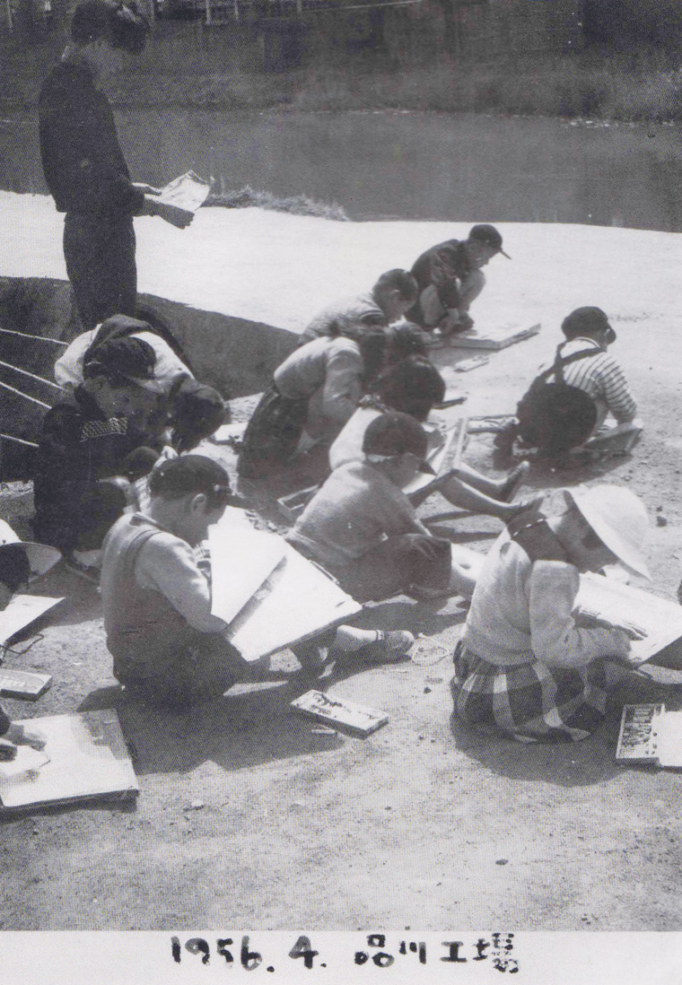 1956.4.品川工場での野外教室の様子